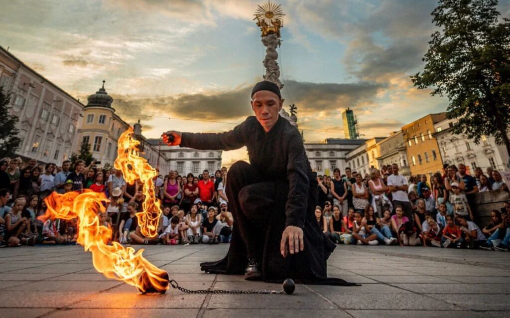 Lai Yee Flow Artist in Singapore